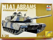 Miniature Maquette Montage De