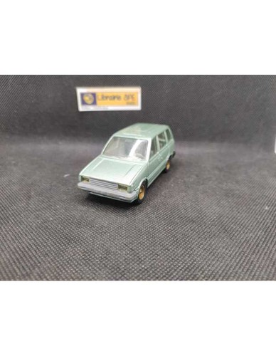 Nissan prairie - prairie,