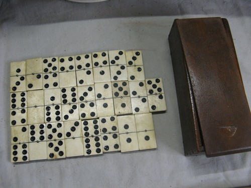 Ancien jeu dominos os - ancien,
