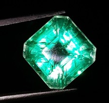 Gemme taillée carrée