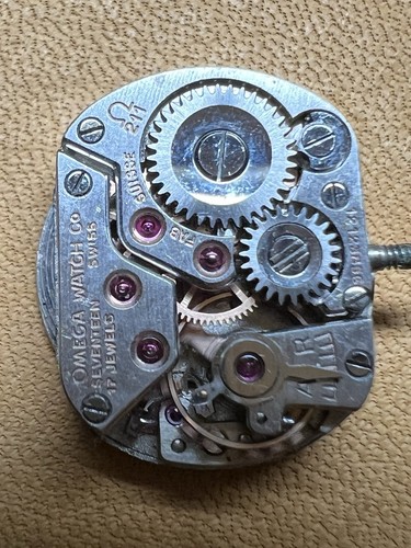 Mouvement montre dame omega - mouvement,