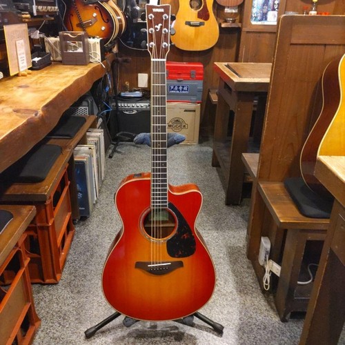 Guitare électro acoustique - guitare, électro-acoustique