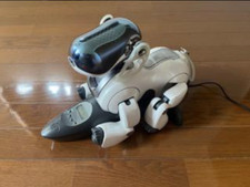 Sony AIBO Modèle ERS-7 White Robot Dog fonctionne avec Boîte Cadeau Cadeau Du...