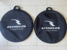 1 paire de  housses de roues