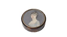 Ancienne Boîte ronde écaille avec miniature portrait femme XVIII-XIXe siècle
