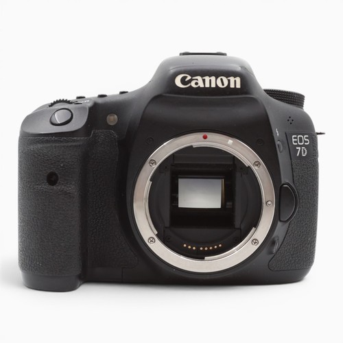 Canon eos dslr - 7d,