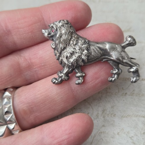Broche ancienne chien - broche, caniche