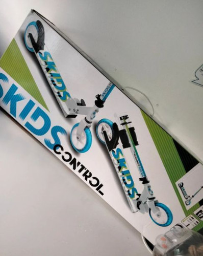 Trottinette neuve skids - neuve,