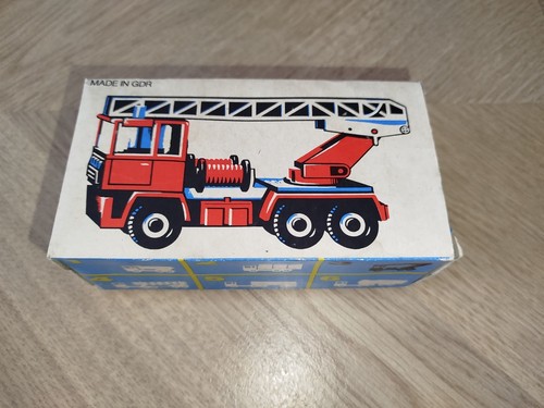 Rare camion pompier boîte - rare,