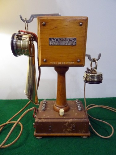 Superbe ancien telephone - ancien,