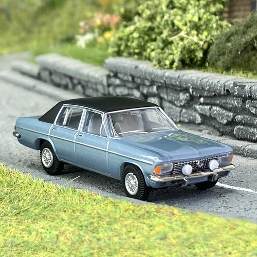 Opel admiral bleue - b,