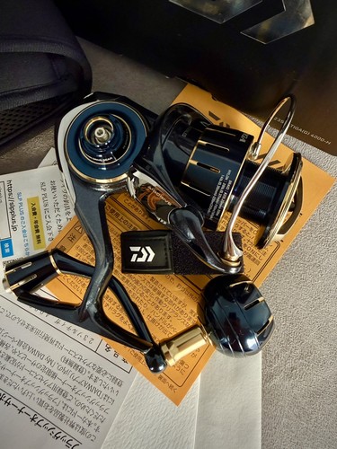 Daiwa saltiga 4000 h - daiwa,