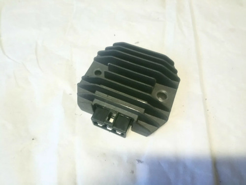 Regulateur peugeot 150 - regulateur,