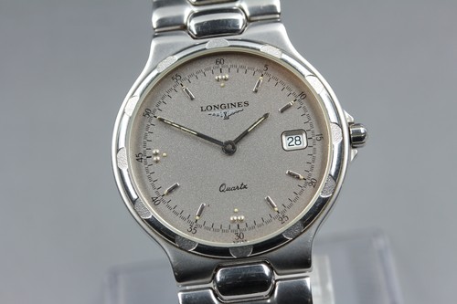 Presque comme neuve montre - comme,