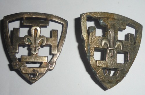 Lot ancien insigne scout - lot,