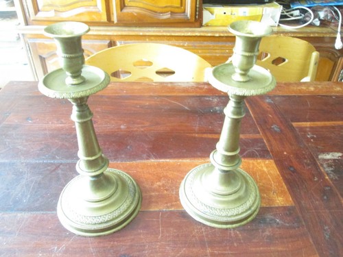 Paire anciens bougeoirs - d'anciens,