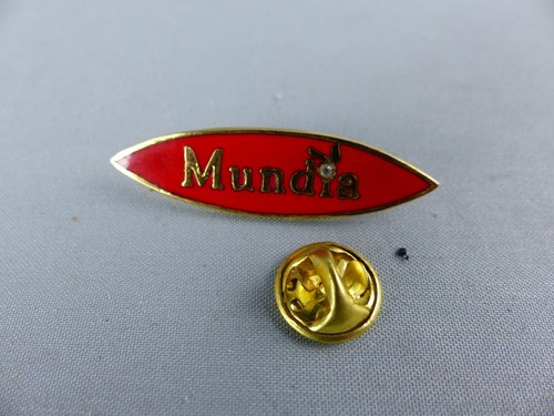 Pin mundia poupées rare - poupées,