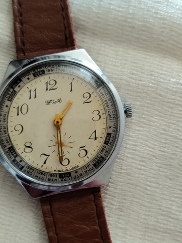 Montre vintage russe - montre,