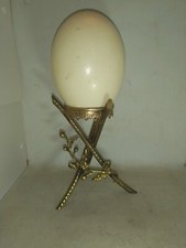 DECORATION OEUF D'AUTRUCHE AVEC PIED EN BRONZE