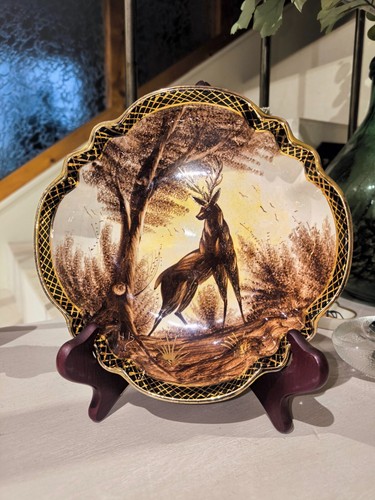 Assiette décorative - , en