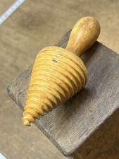 Ouvre-bouche en buis outil