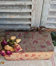 ANCIENNE BOITE A COUTURE TISSU