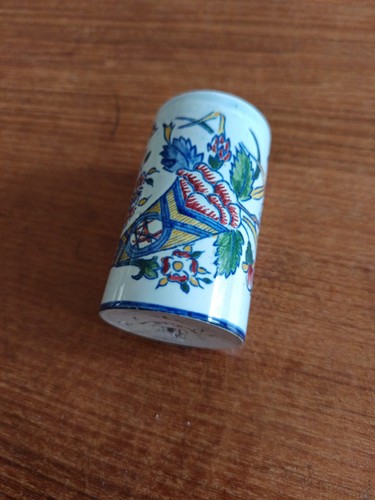 Très joli mini vase - , rouleau