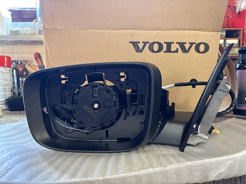 Rétroviseur gauche volvo - gauche,
