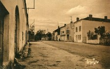 Map A view of the village of BEURLAY Scaffolding for work
