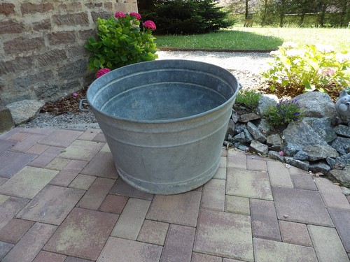 Ancienne bassine - ,