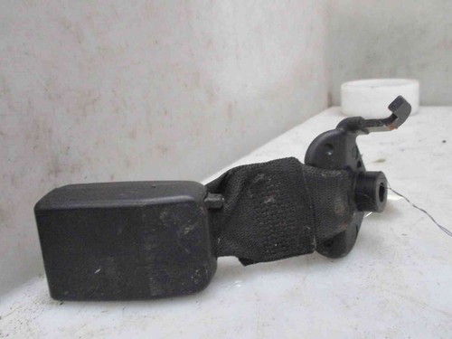 Ancrage ceinture arriere droit