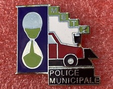 T35 pins MUNICIPAL POLICE METZ police timer parking meter vintage lapel pine