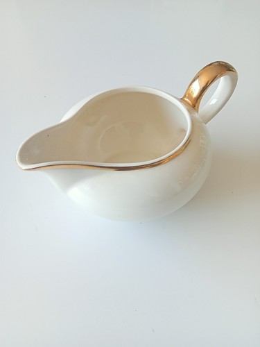 Pot lait à - à,