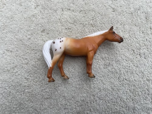 Breyer quarter horse - breyer,