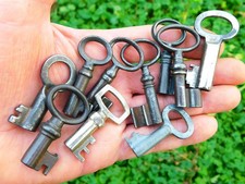 Lot 10 Anciennes Grosses clés