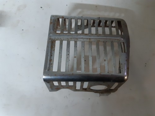Grille echappement moteur - grille, d