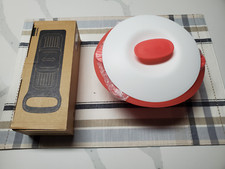 Tupperware Lot Tortilla Keeper and Speedy Mini Mandoline New