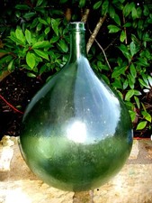ANCIENNE BONBONNE DAME JEANNE EN VERRE SOUFFLÉ VERT 15 L/ H 45 CM / DIAMETRE 30