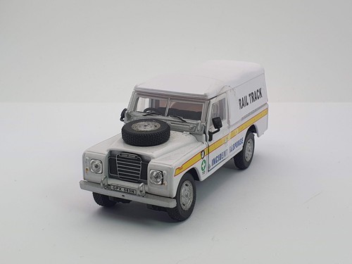 Land rover 109 - rover, voie