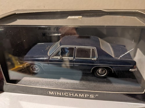 Opel diplomate bleu foncé - diplomate,