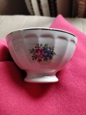 Bol ancien porcelaine thème fleurs