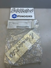 1 sticker dessous selle moto