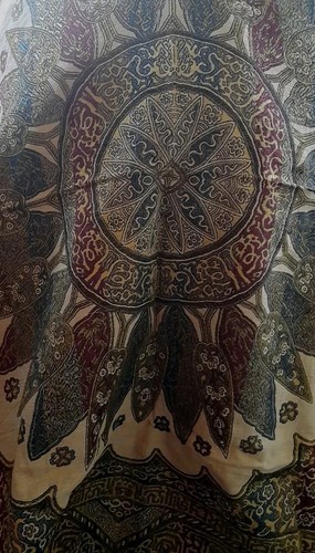 Ancien tapis frangé table - frangé,