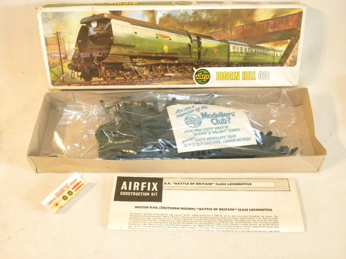 Jouet ancienne maquette - ancienne, train