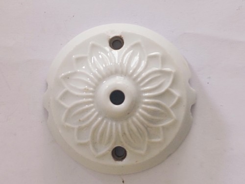 Ancienne rosace plafond - de,