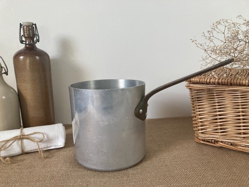 1026 ancienne casserole - ancienne,