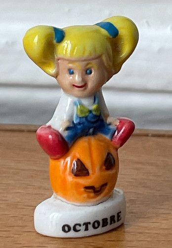 Fève mois octobre - mois, petite