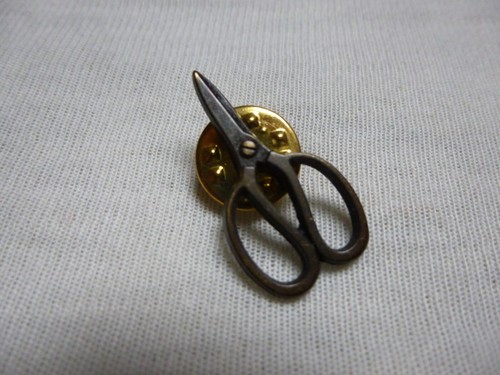 Pin pins enamel - enamel, belle