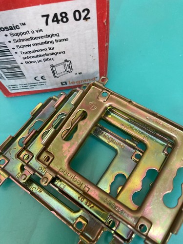 Legrand mosaic lot 3 - 45,