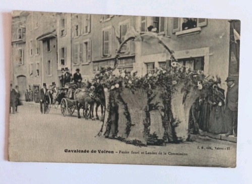 Cpa cavalcade voiron - ,